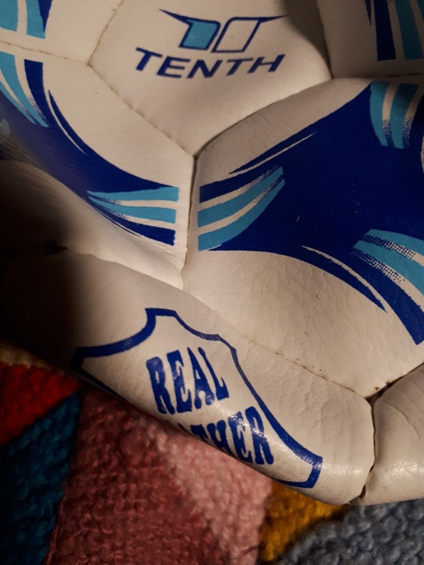 Продам мяч футбольный натуральный каучук
