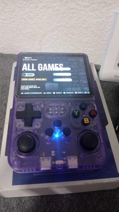 Consola Portátil R36 - Game Master - Roxo - Nova!!