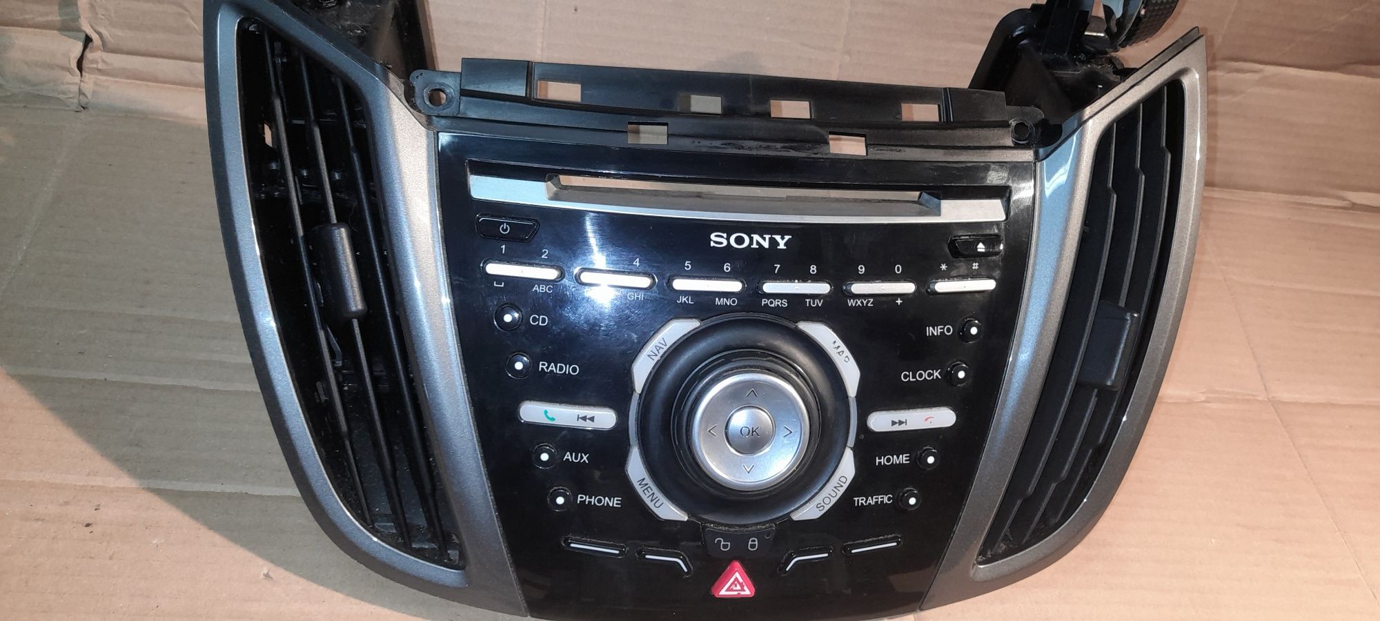 Ford C-max mk2 Radio Sony z nawigacją.