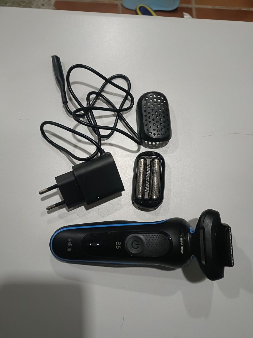 Braun serie 5 - como nova