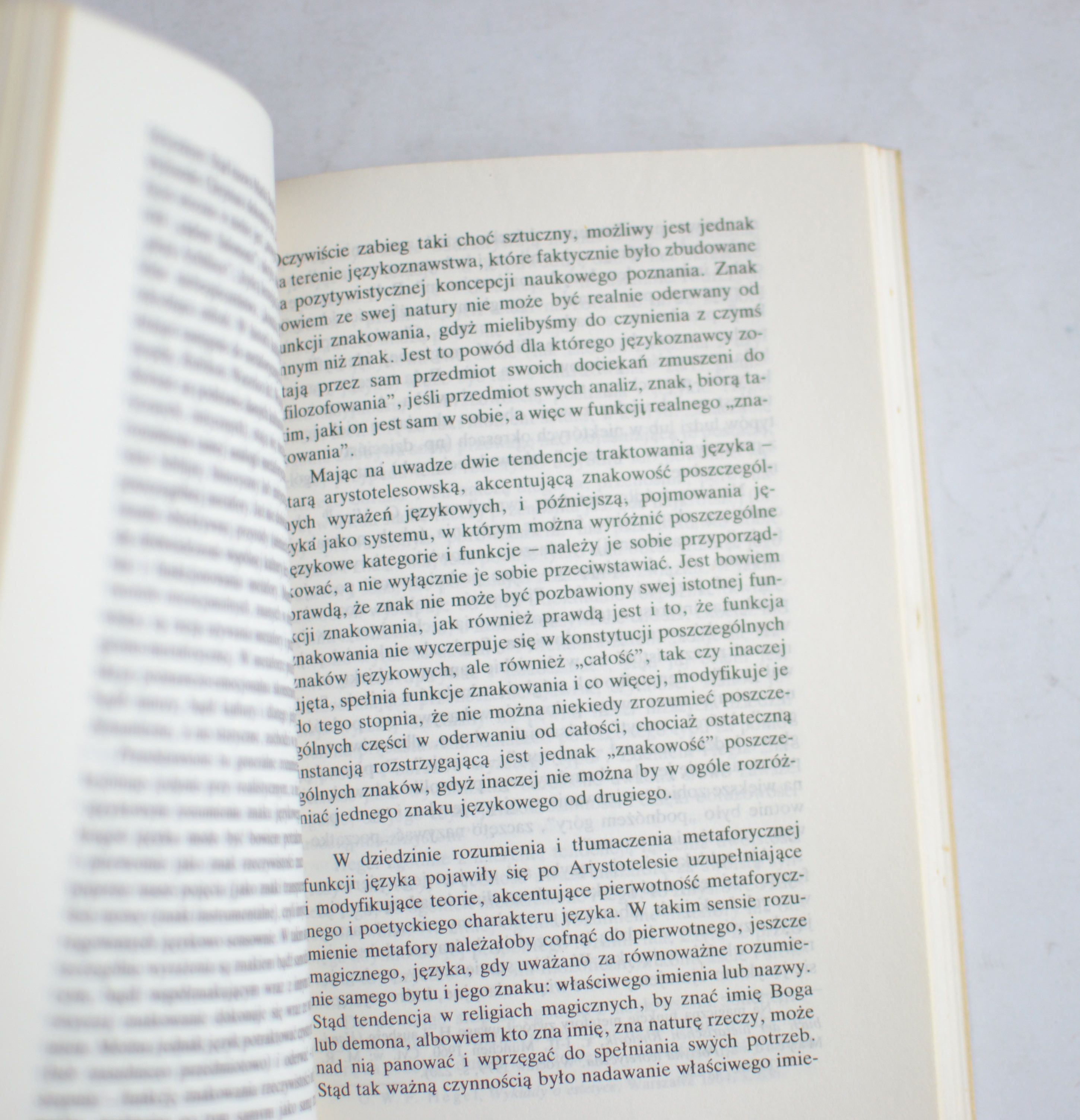 Język i świat realny	Mieczysław Krąpiec	 Redakcja wydawnictw KUL 1985