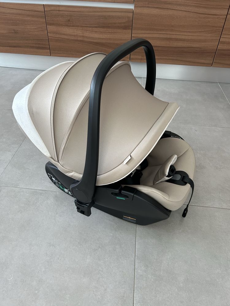 Ovo Chicco First Seat Recline i-Size + Base isofix