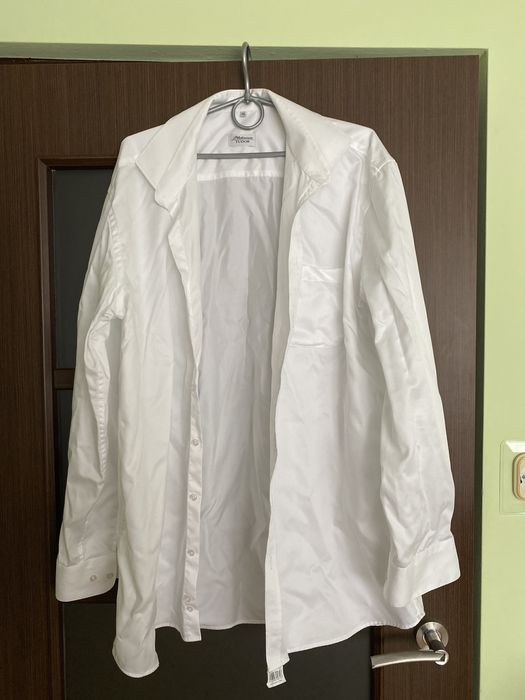 Koszula męska, rozmiar 45, biała, długi rękaw, z kieszonką