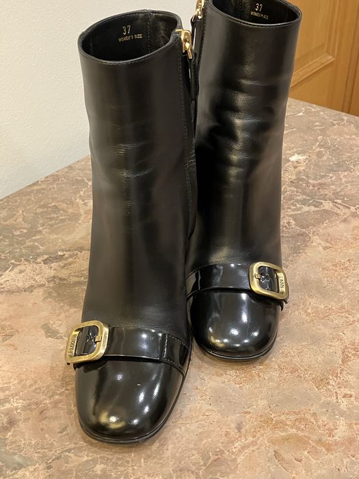 Botins Tods preto 37