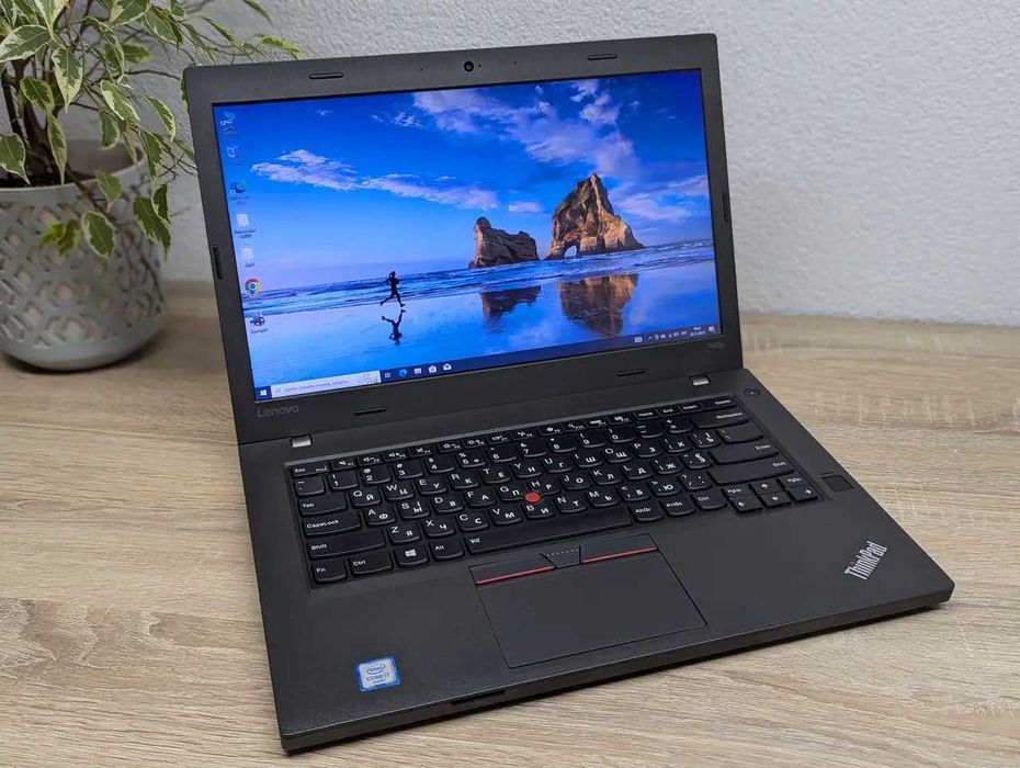 Игровой ноутбук /14 i7-6700HQ /16 GB DDR4 /GeForce 940MX 2Gb/SSD 360Gb