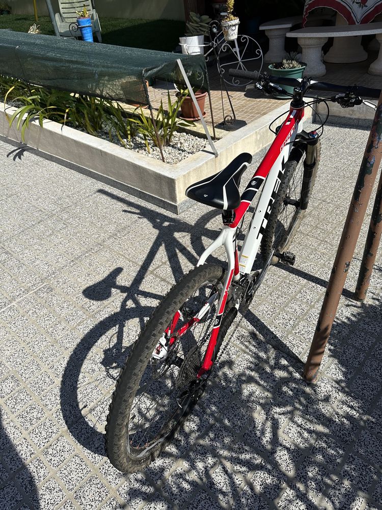 Bicicleta de BTT- Trek 8500
