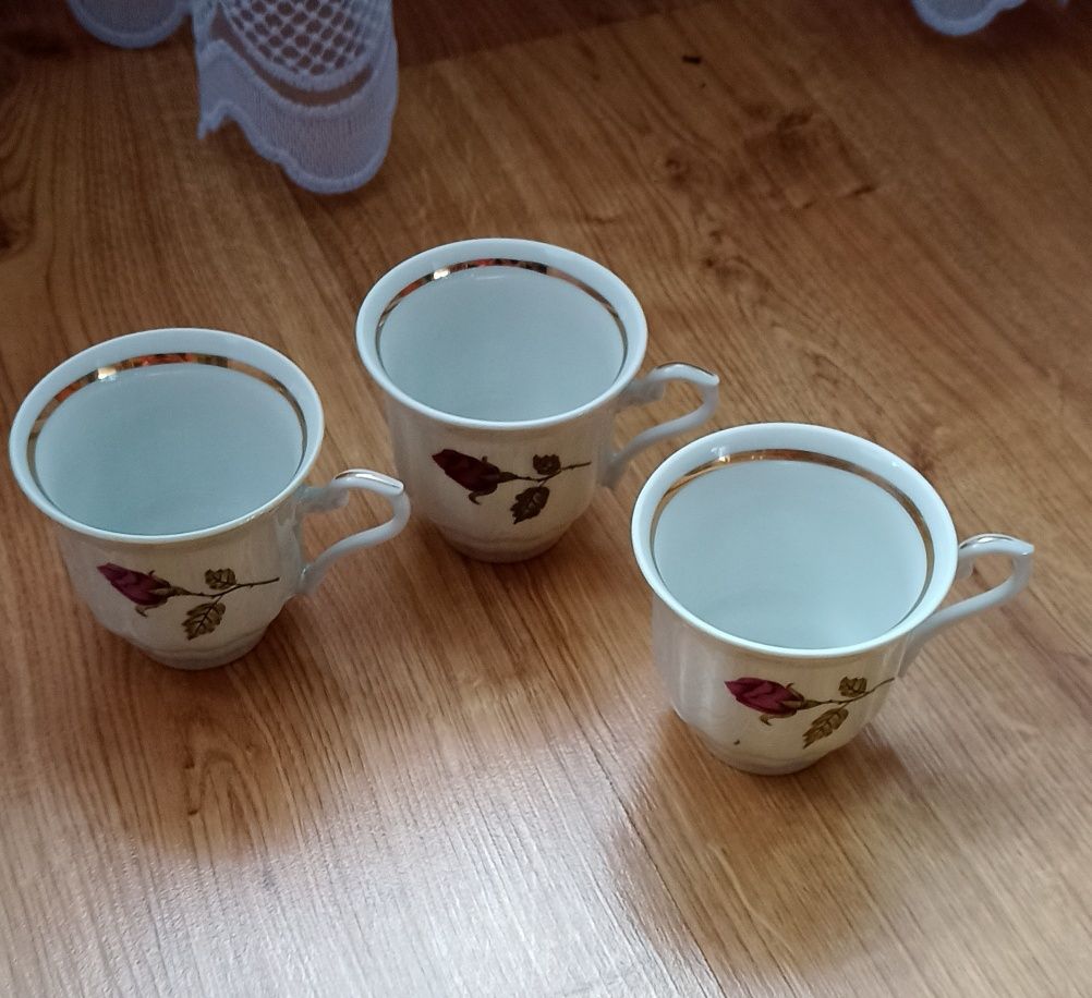 Vintage filiżanki porcelanowe ,, Wałbrzych"