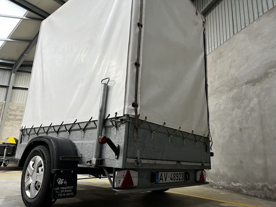 Reboque Carga Fechado Homolgado