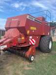 New holland hesston 4900