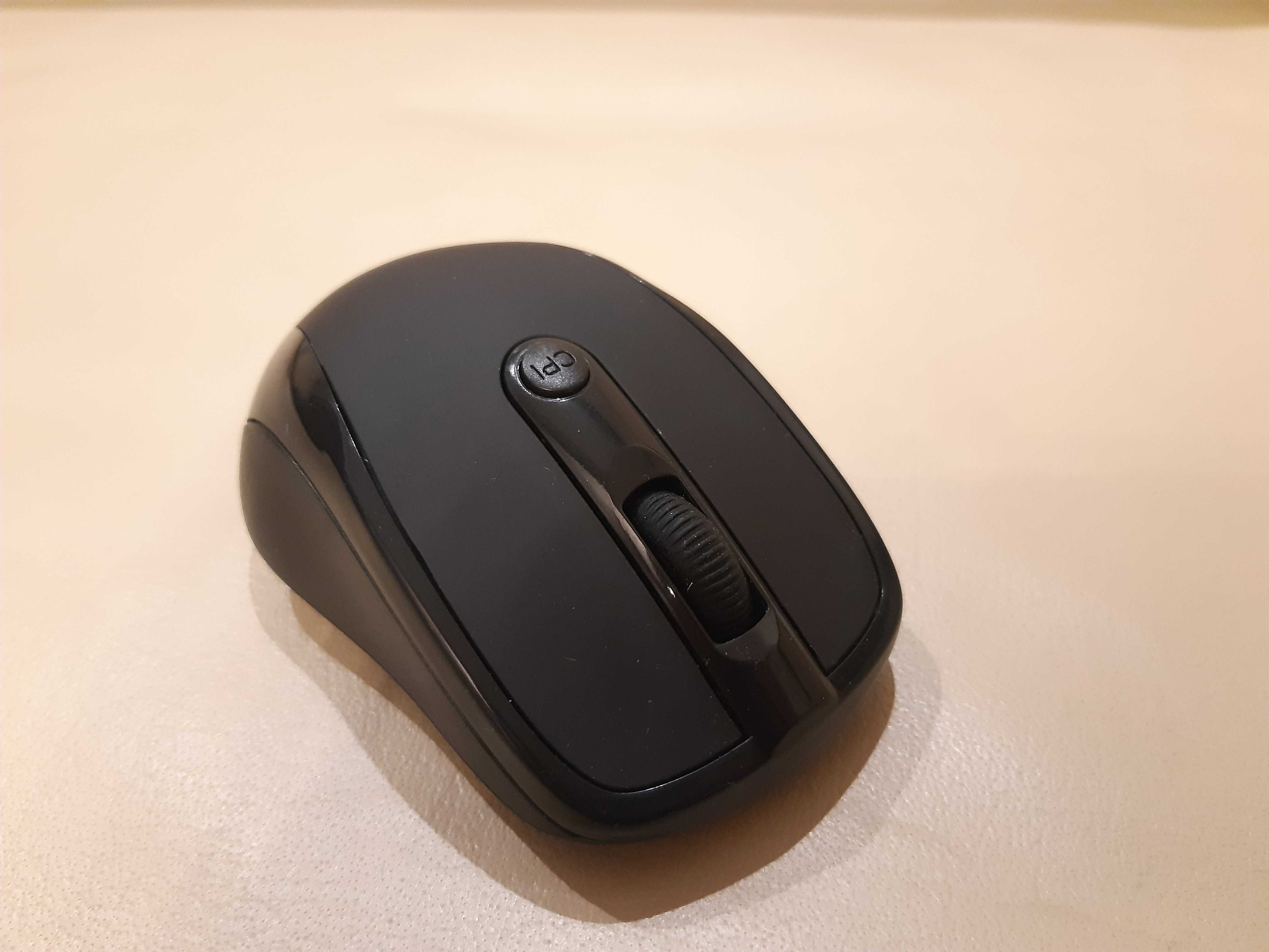 Czarna myszka USB