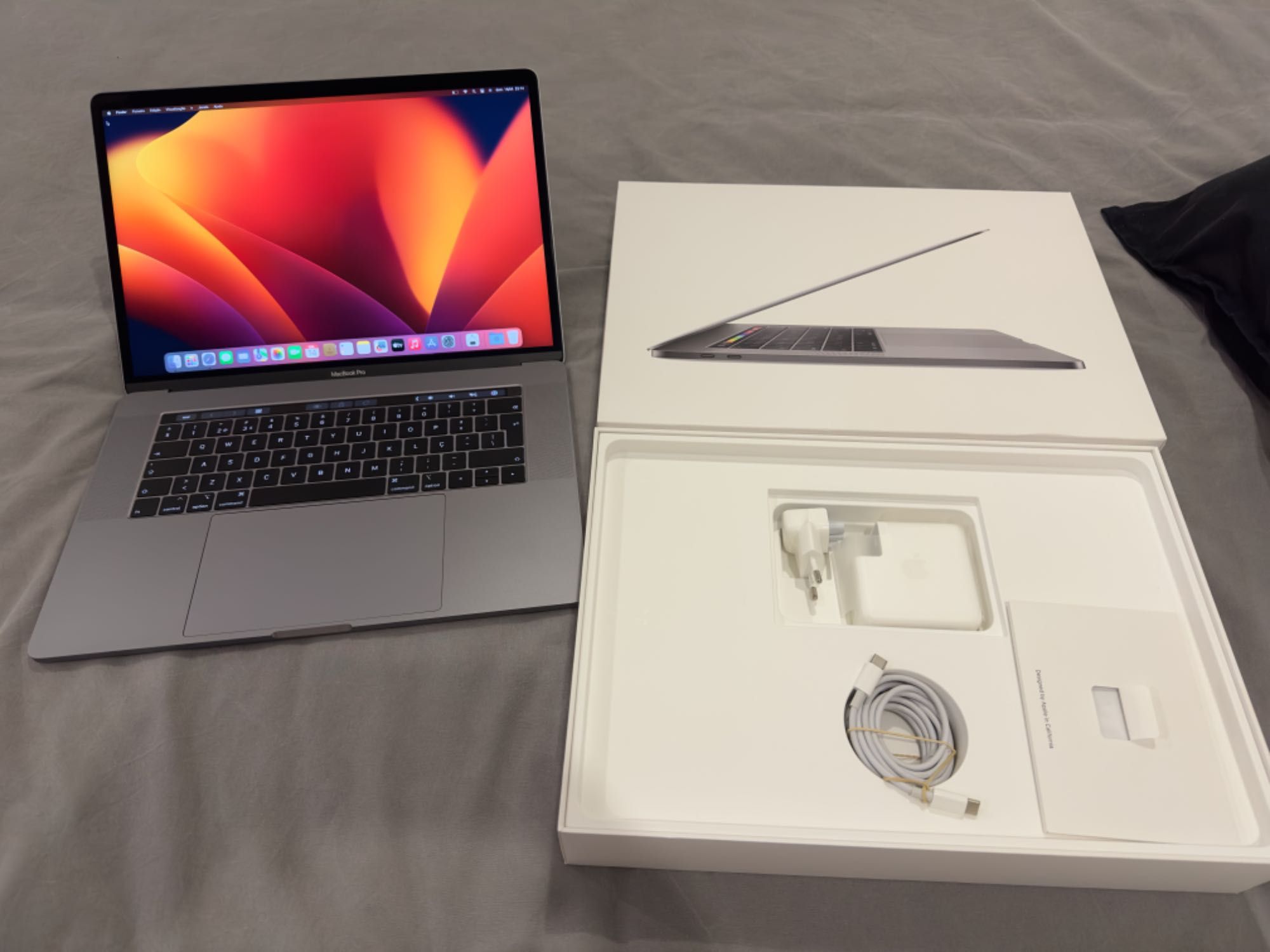 MacBook Pro 15 (2019) (Como NOVO)