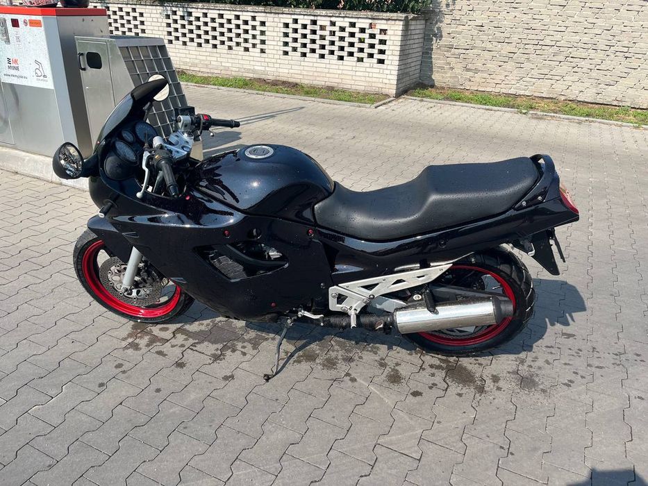 Suzuki gsx750f 1995