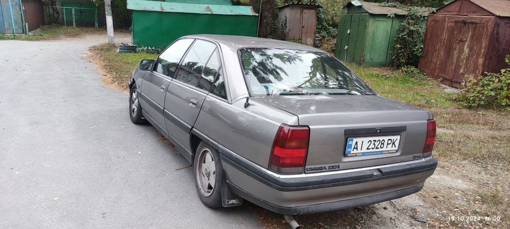 Продам Опель омега А