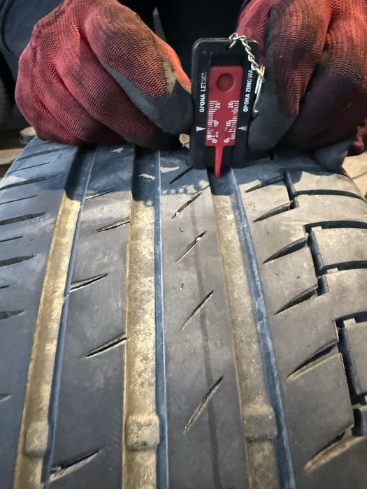 235/40 r19 Continental / Komoran komplet lato 6mm bieżnik