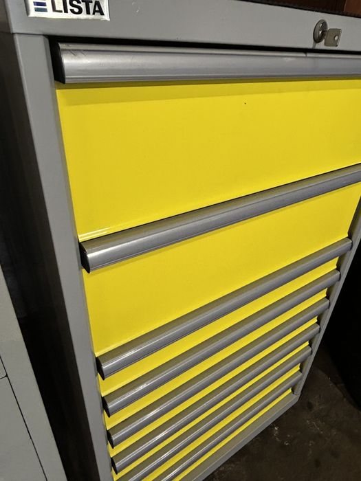 Sprzedam metalową szafę szufladową renomowanej firmy LISTA