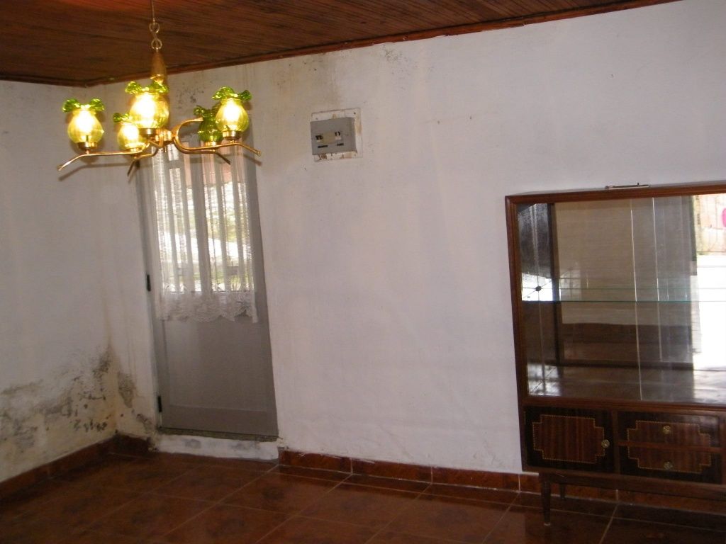 Casa em aldeia transmontana