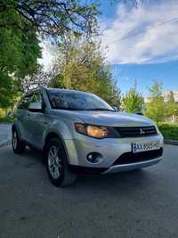 Mitsubishi Outlander XL