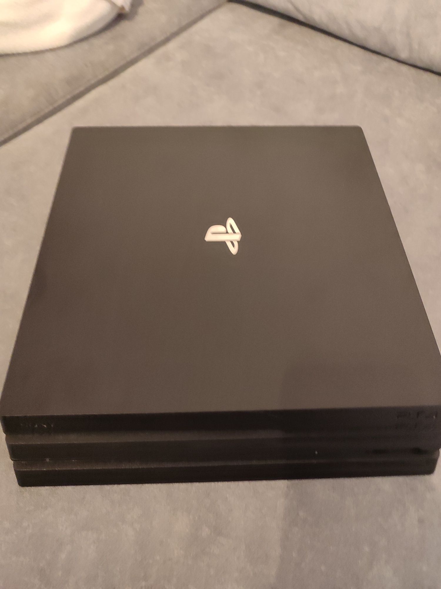 Playstation 4 pro 1TB firmware 11.02