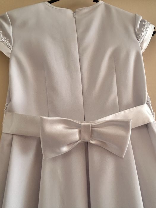 Suknia komunijna r. 140 z dodatkami