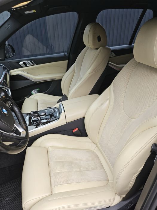 BMW X5 30D 2019 год