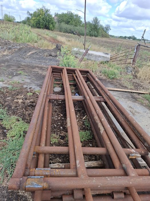 Продам решітки загони труби