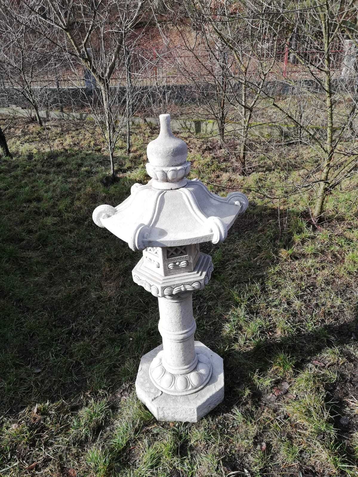 Lampa ogrodowa japońska