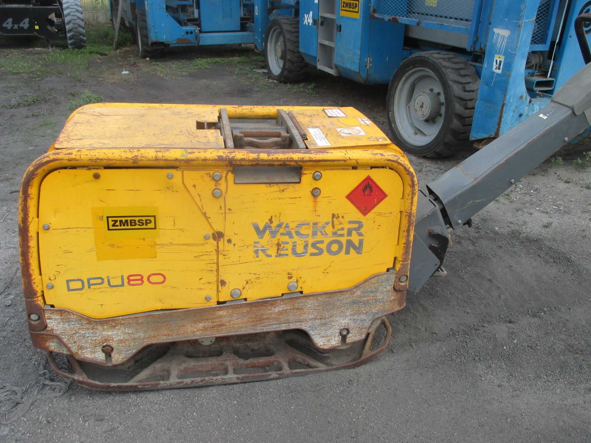 Zagęszczarka rewersyjna 750 kg Wacker Neuson DPU 80 Lem670