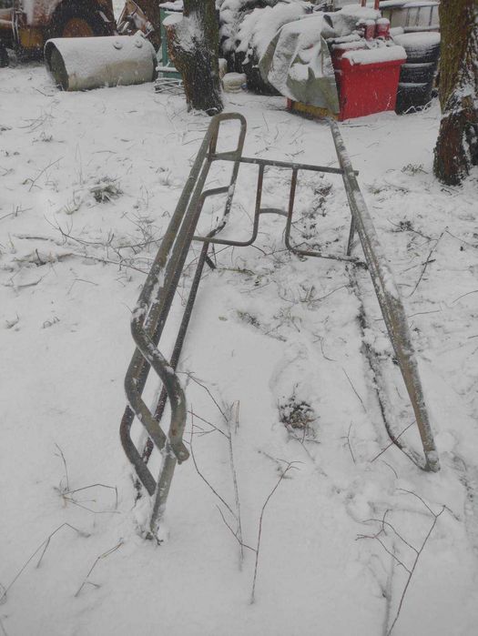 Stanowiska porodowe dla macior 10 kompletów