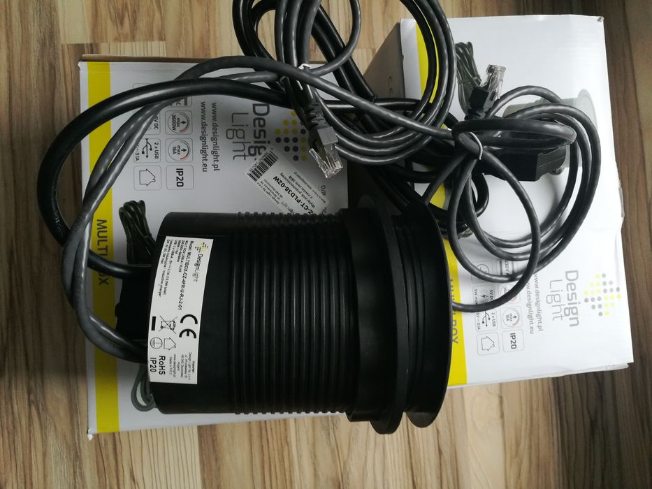 Gniazdo meblowe Multi Box