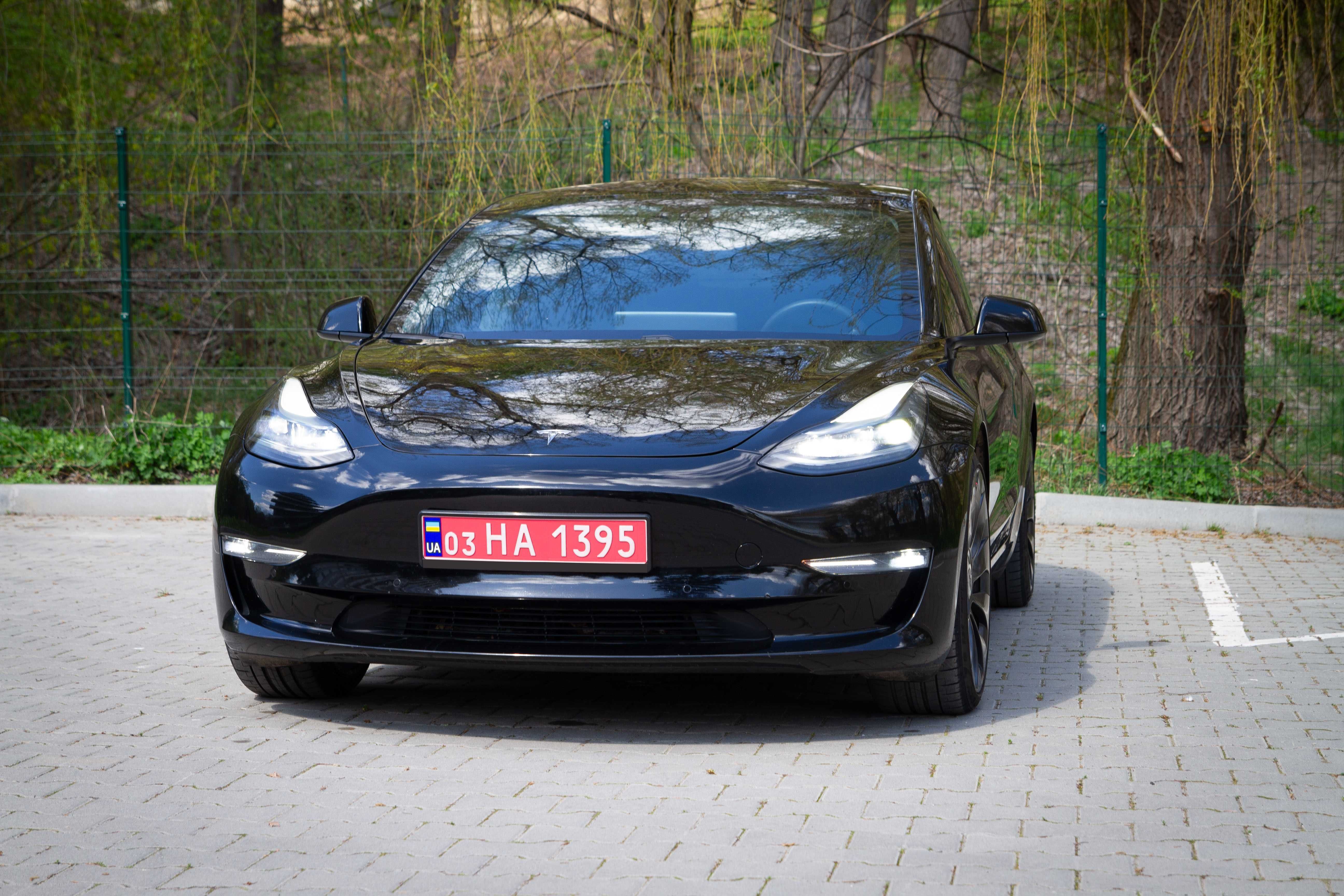 Tesla Model 3 Performance 2021, 0-100 за 3,3 сек, рестайл, без дтп