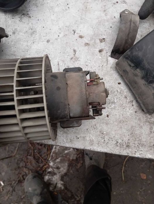 Колінвал c16nz Opel вектра а1.6 кадет аскона 1.6 шатуни поршень