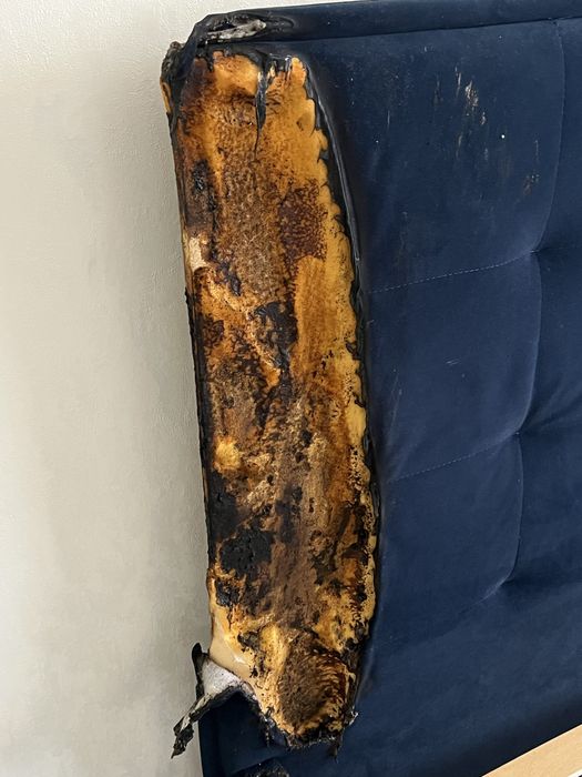 Ліжко Richman під реставрацію.