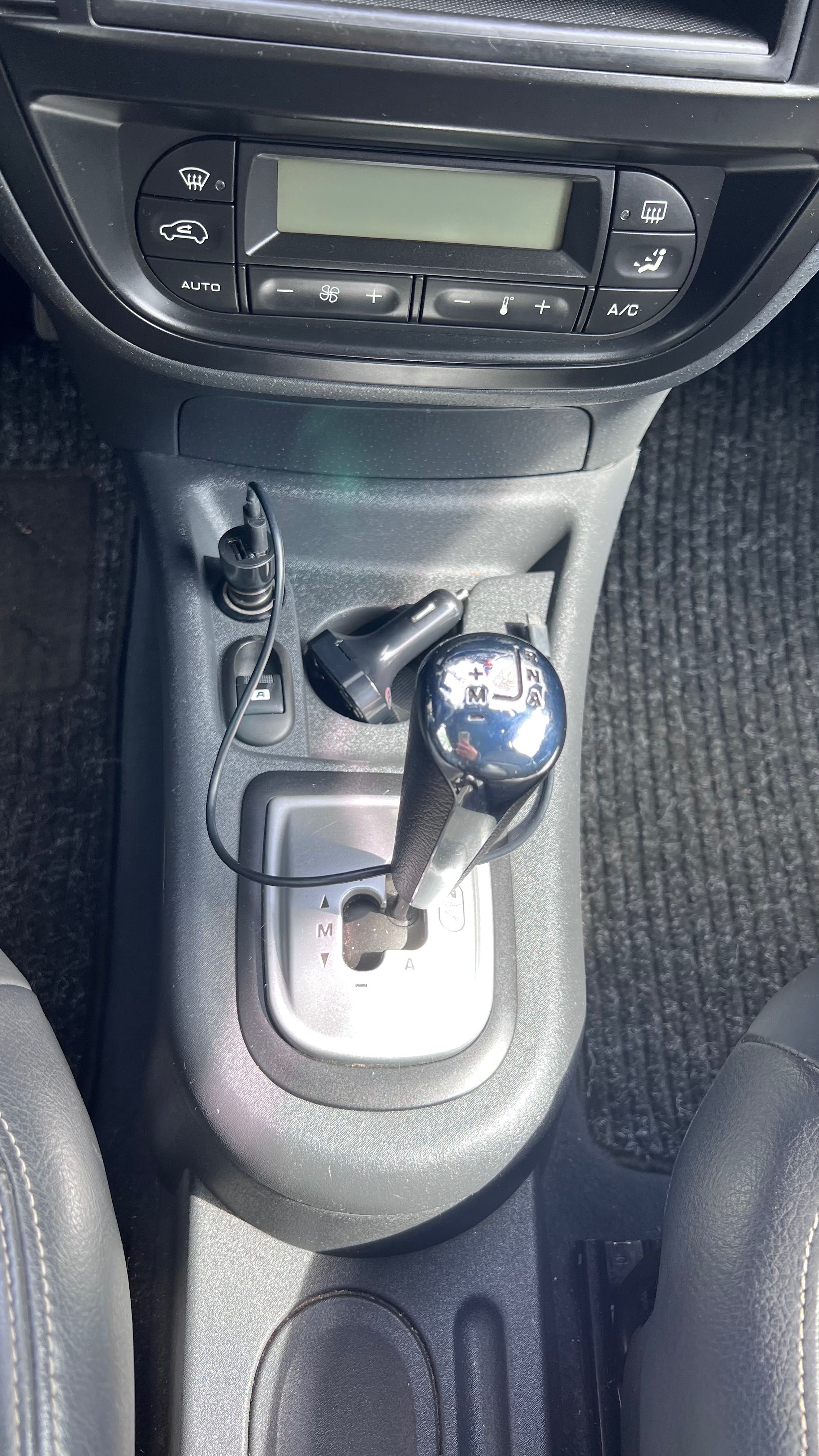 Sprzedam Citroen C3 (automat)