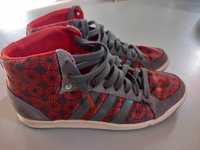 Buty Adidas w kwiaty, rozm. 39 1/3