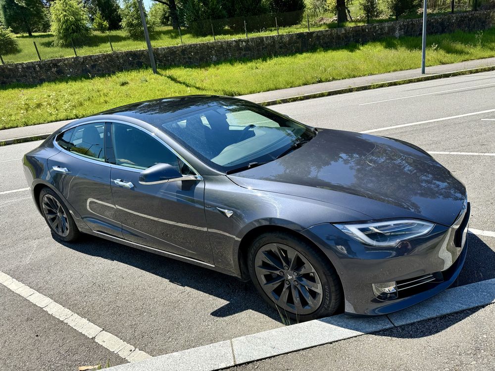 Tesla Model S Dual Motor 525cv - 2018/12 c Garantia