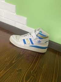 Кросівки adidas 42