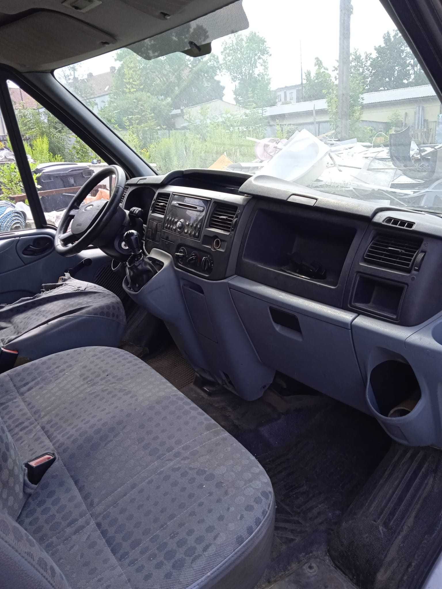 Ford Transit bus 1,5 T ładowności