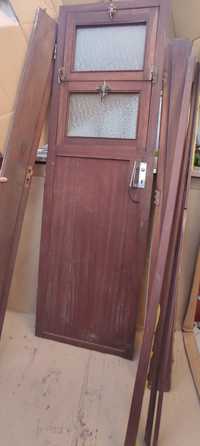 Porta interior de madeira maciça com aros