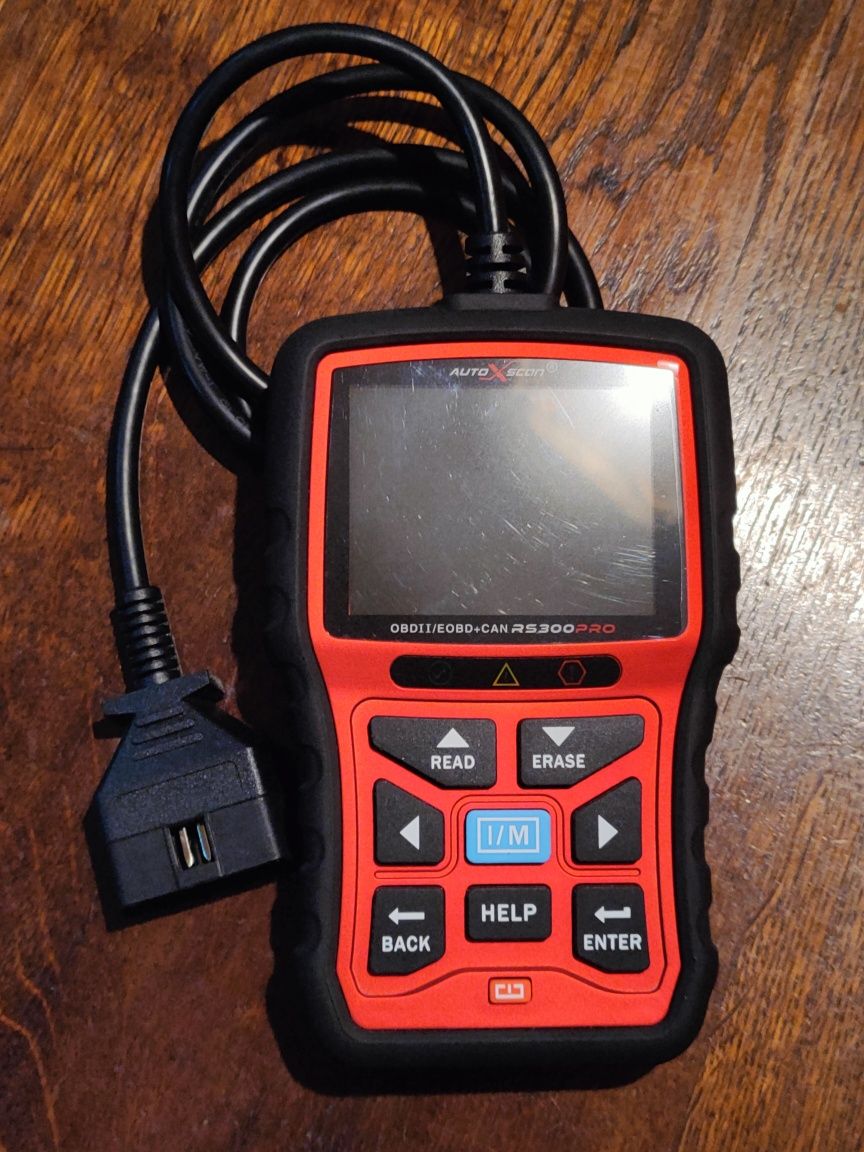 Tester diagnostyczny AUTOXSCAN RS300PRO + etui