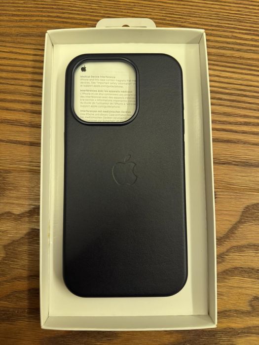 Шкіряний чохол Leather case in box для iphone 15 pro