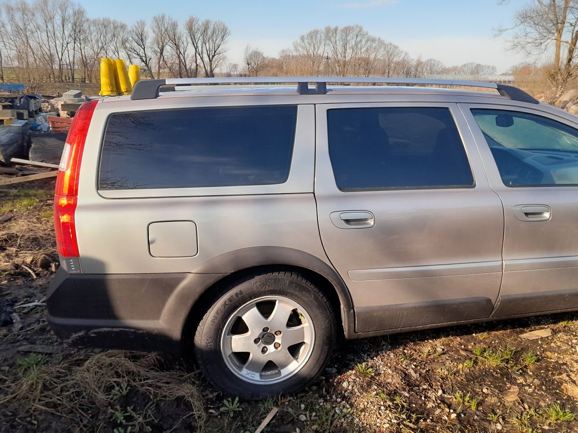 Volvo XC 70 2.5T - Na części