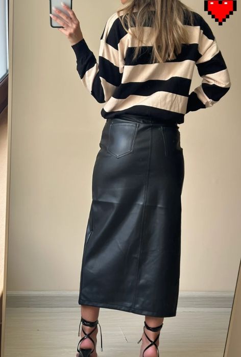 Spódnica z ekoskorki Varlesca