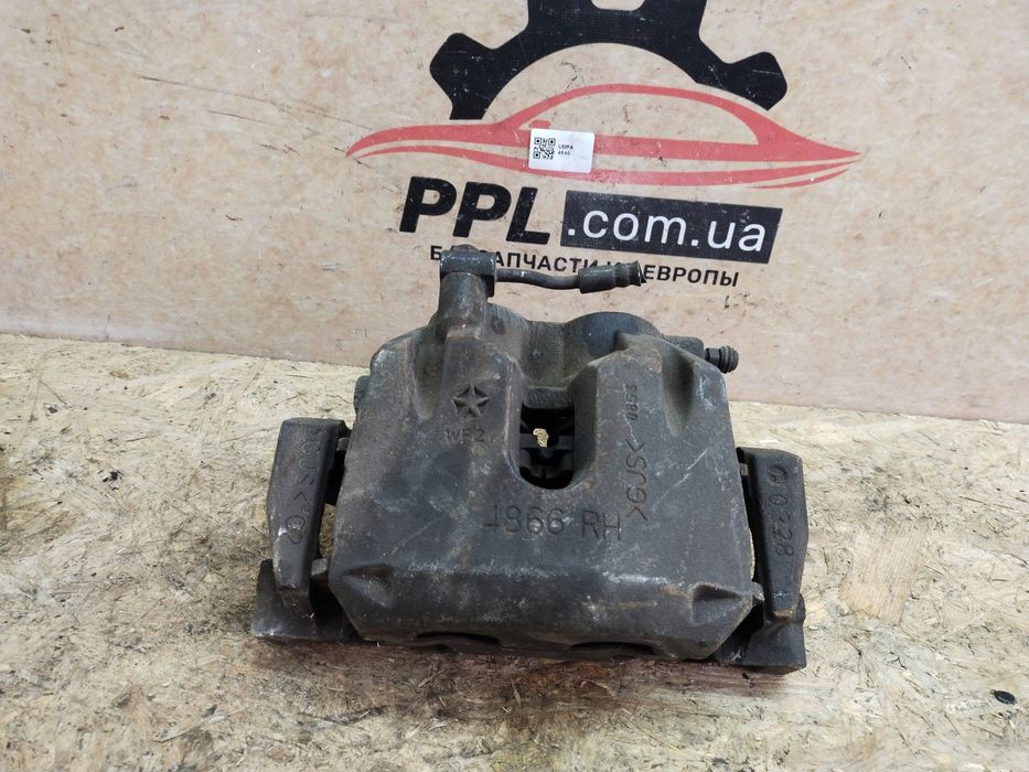 Jeep Grand Cherokee WK2 2010- cуппорт передний правый