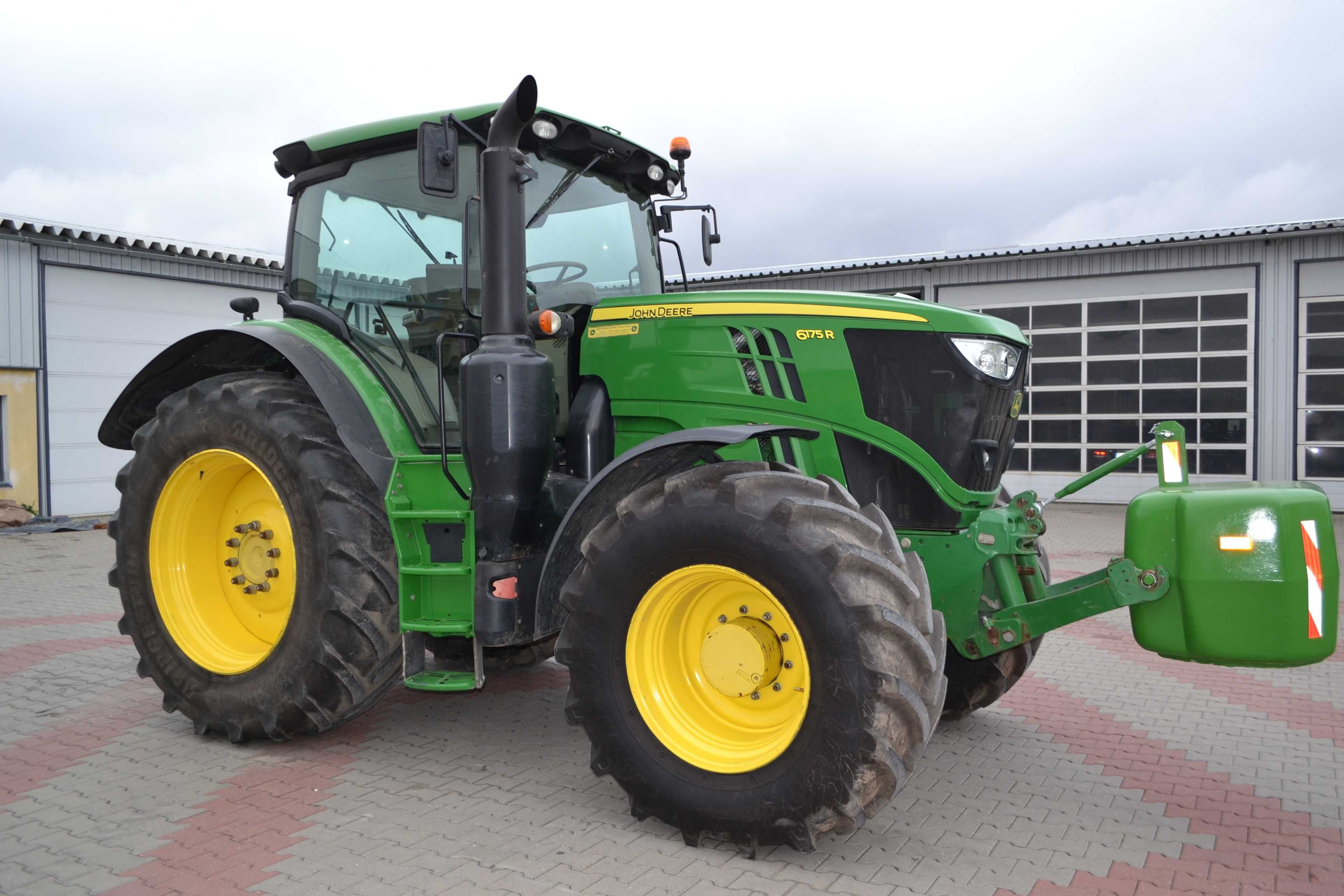 ciągnik john deere 6175r