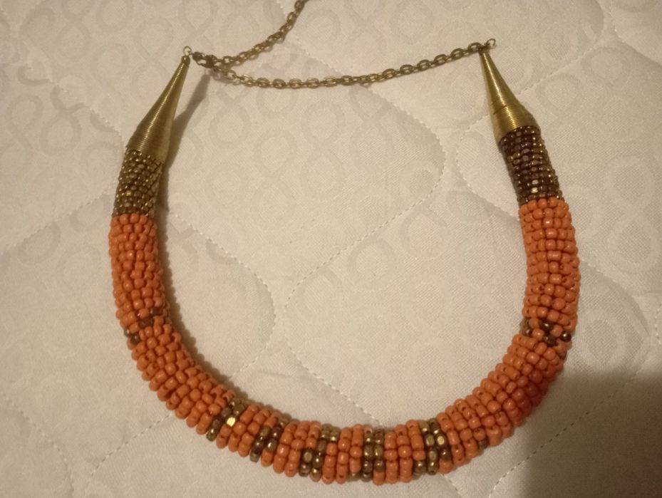 Colares várias cores