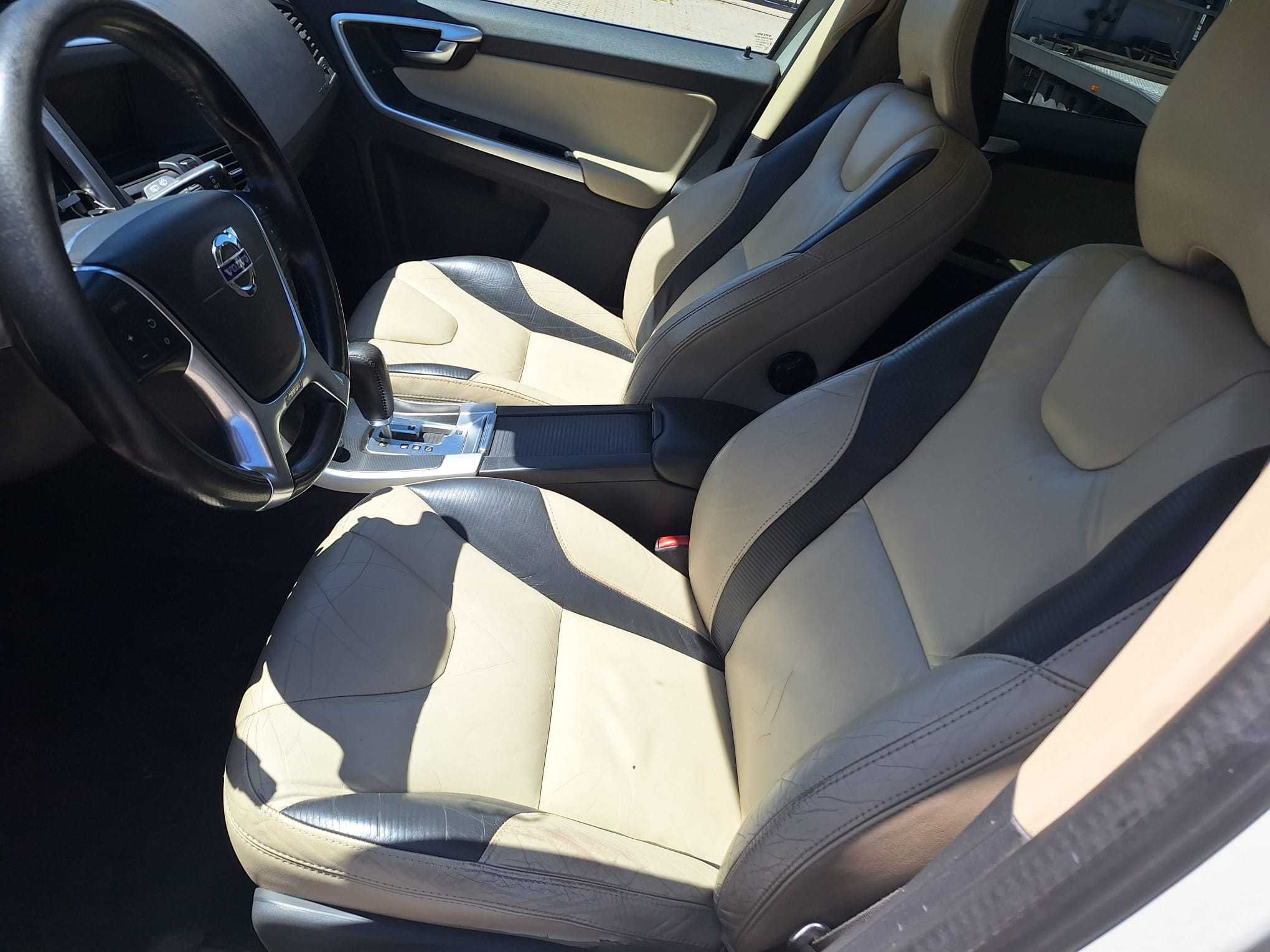 Volvo Xc60 srodek fotele tapicerka R-design