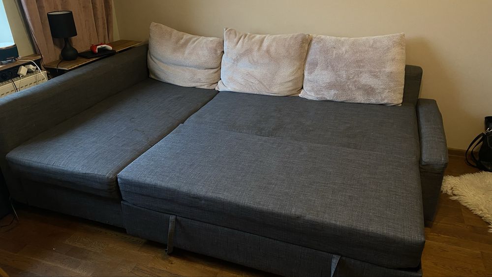 Narożnik Ikea z funkcją spania