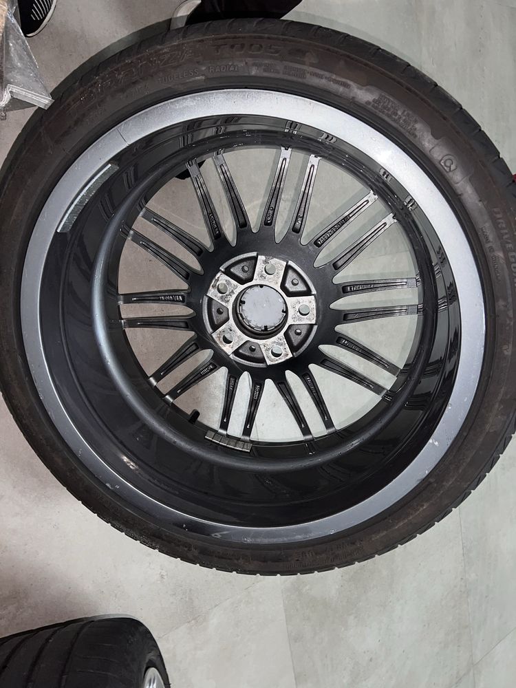 Pneus Bridgestone com jantes BMW 18 style 269”