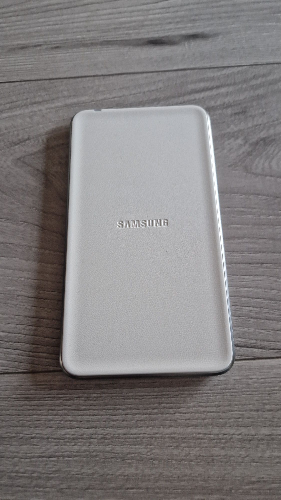 Ładowarka indukcyjna Samsung