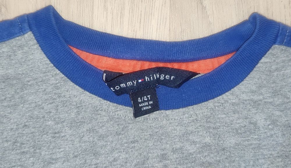 Koszulka Tommy Hilfiger r. 4 lata longsleeve